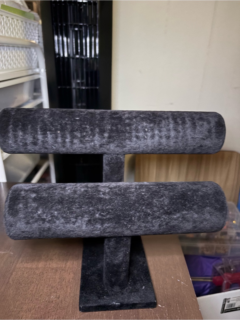 Velvet Double-Bar Jewelry Display Stand in Black
